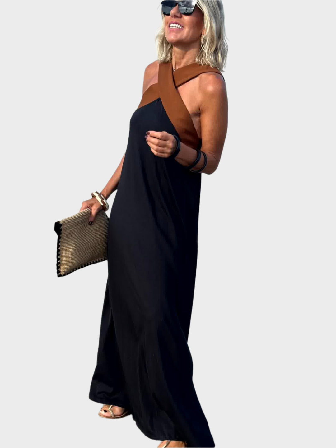 שמלות אלגנטיות עם גב פתוח וקר neckline מודרני